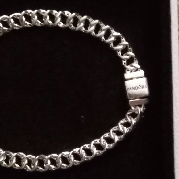 PANDORA TIMELESS PAVE CUBAN CHAIN BRACELET! NEW IN THE BOX! - Picture 12 of 16